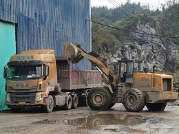 元览实时关注：卡友反映 河南多地国五燃气车禁入厂区