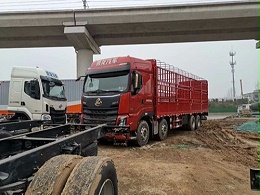 元览品鉴：乘龙H7路通载货车，绿通大房车!